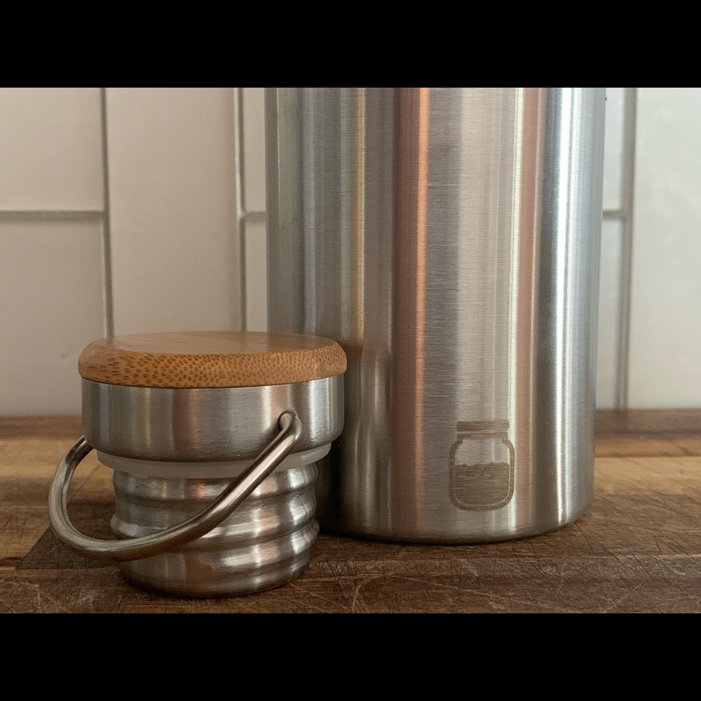 32 oz Insulated Stainless Water Bottle - Picture 4 of 4